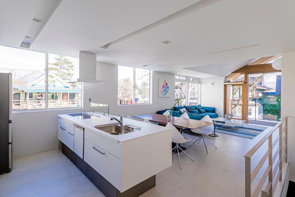 Kitchen or kitchenette, Living room, Dining area