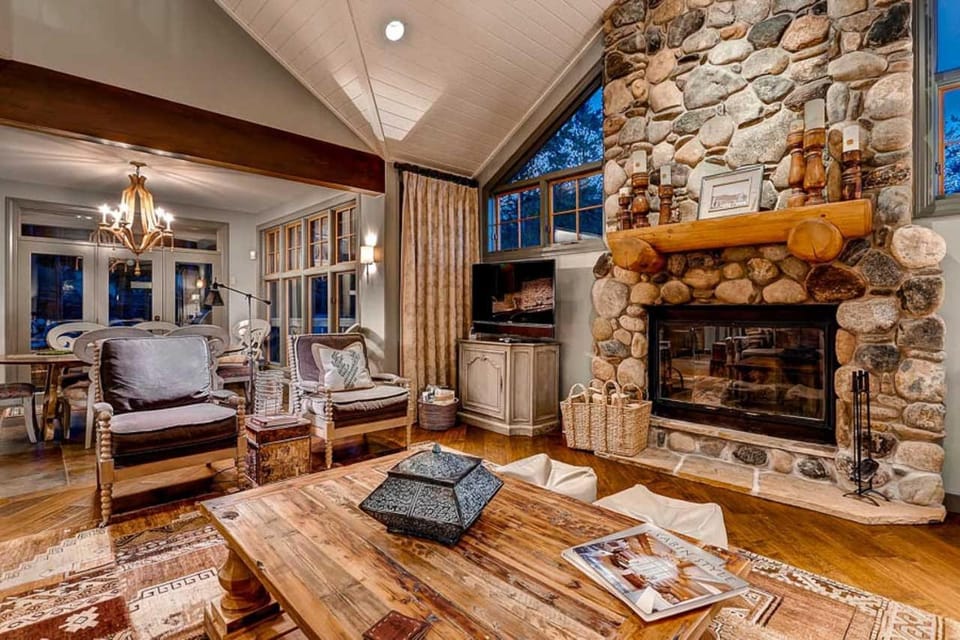 Boulder Ridge Haus: Slopeside Elegance House in Breckenridge