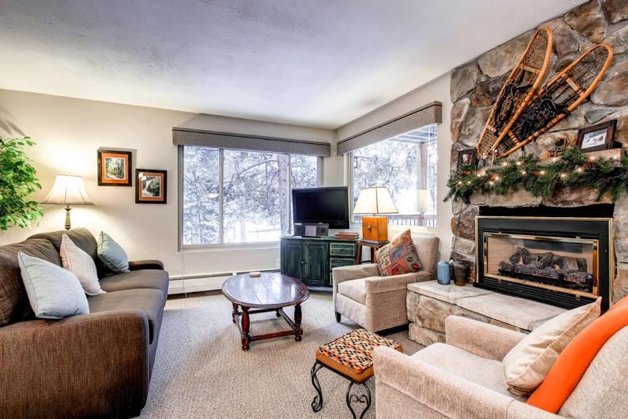 Timbernest Blue Spruce Condo: Sweet Breck Location Apartment in Breckenridge