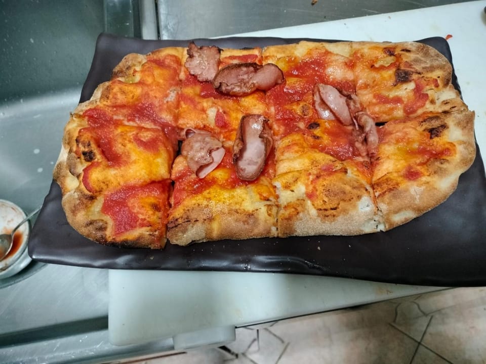 Food and drinks, Food