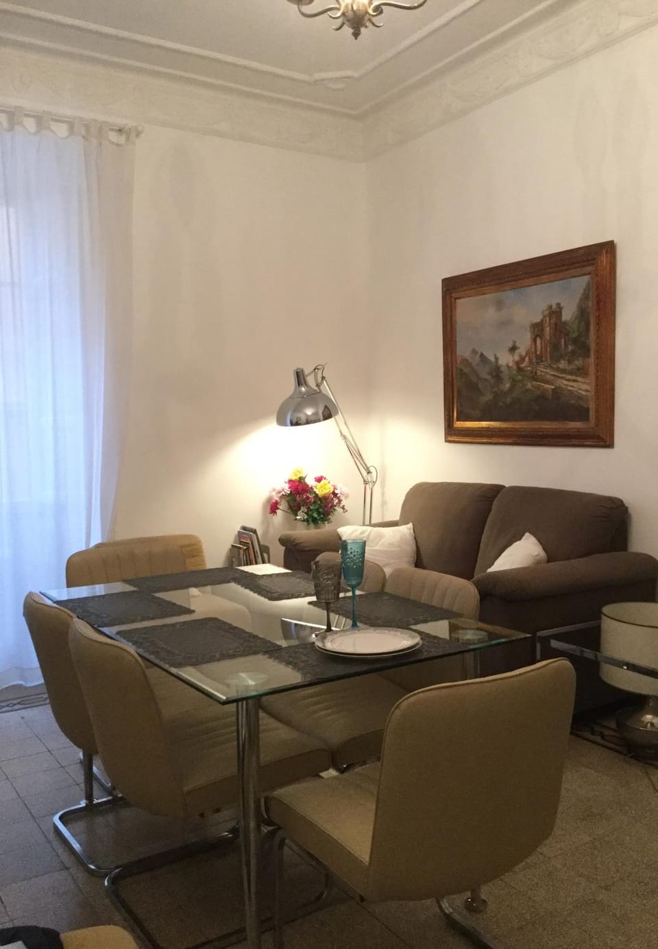 Communal lounge/ TV room