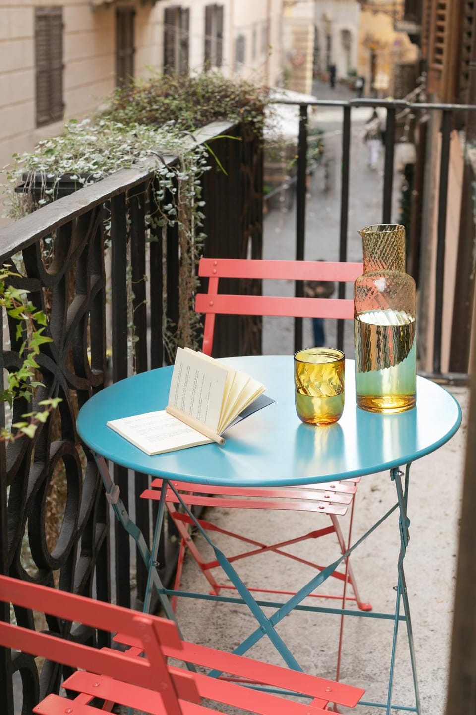 Balcony/Terrace, Quiet street view
