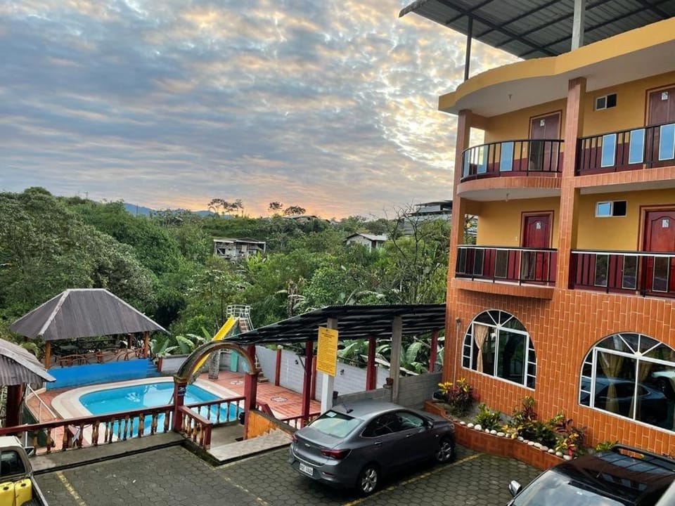 Day, Natural landscape, Pool view