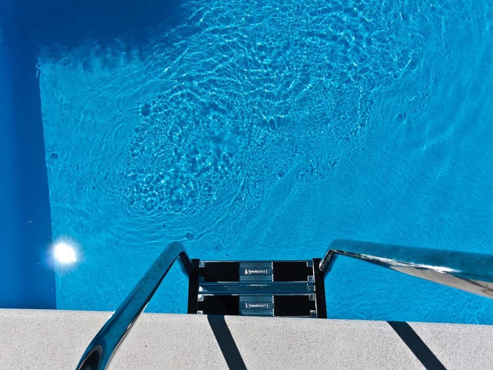 Decorative detail, Swimming pool, Swimming pool