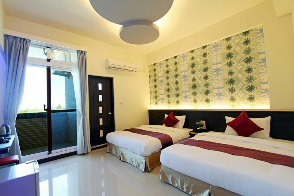 Photo of the whole room, bunk bed