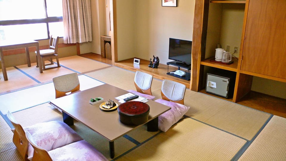Yuttarino-Sato Inaka Ryokan in Shizuoka Prefecture