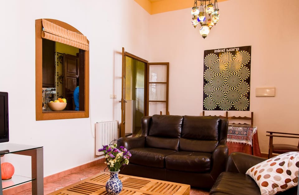 TV and multimedia, Living room, Dining area