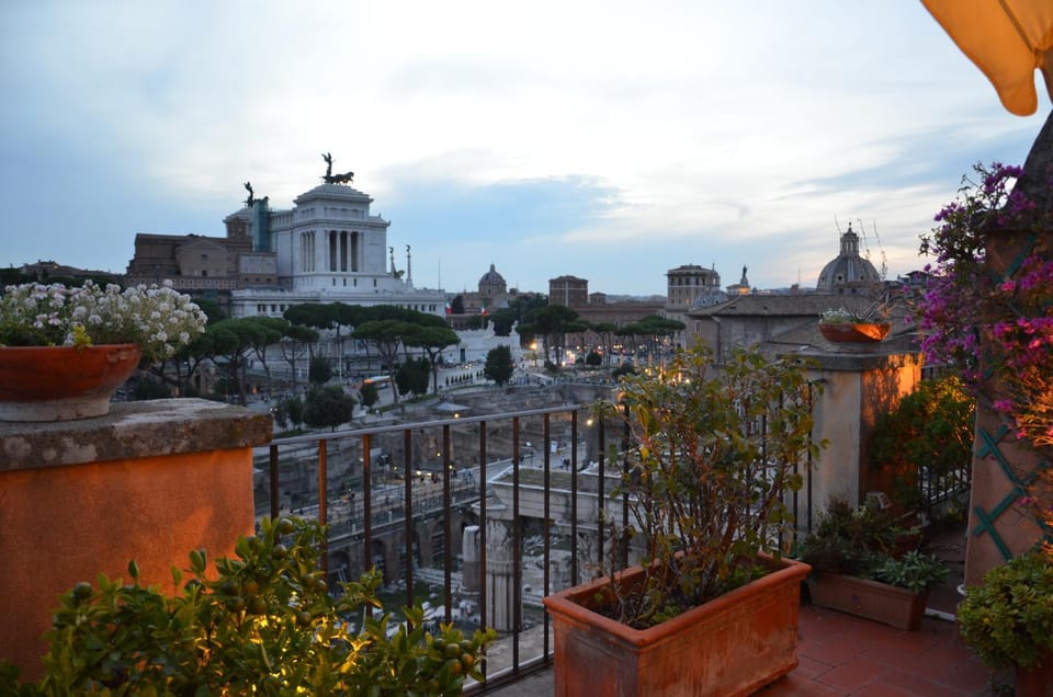 Balcony/Terrace, City view, Landmark view, Street view