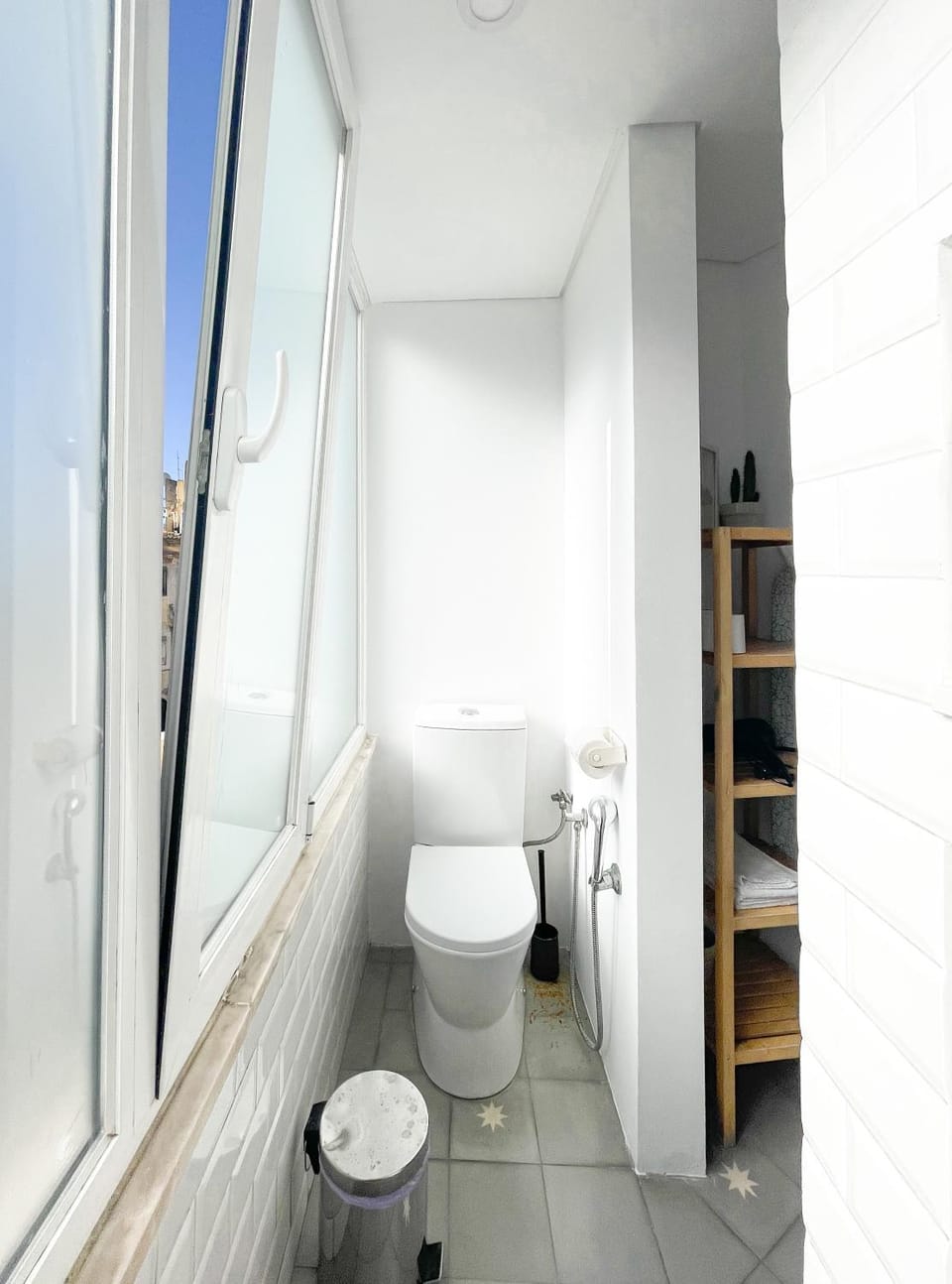 Cozy Lisbon Janelas Verdes Apartment in Lisbon