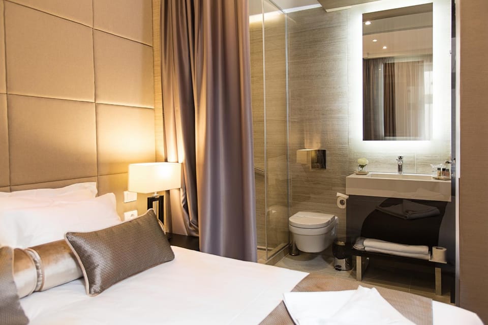 Bathroom, Bedroom