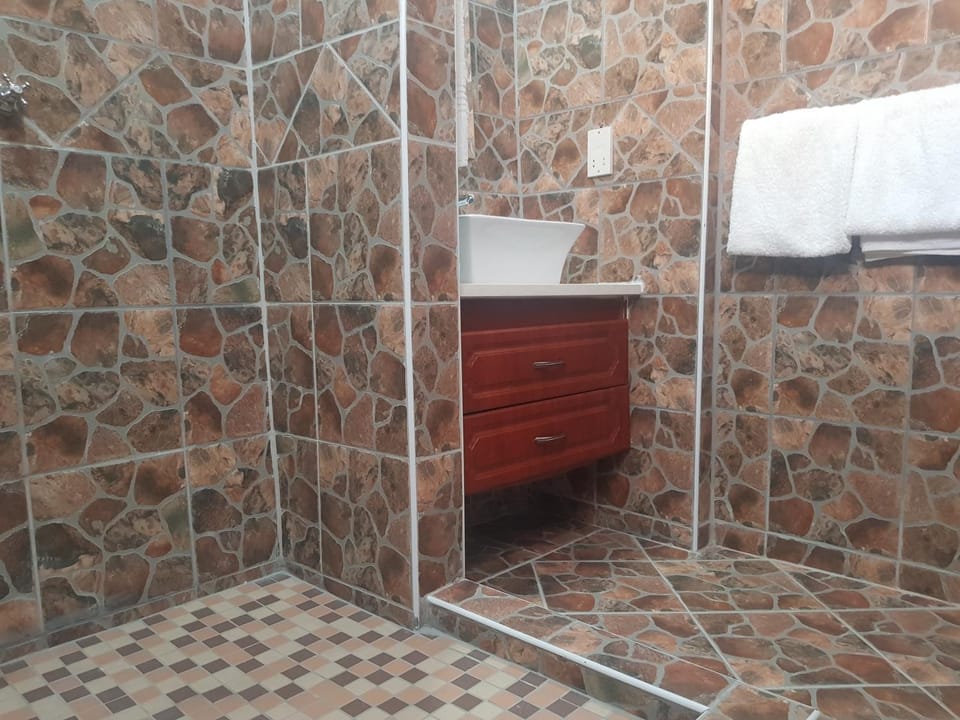 Pelican Lodge and Camping Nature lodge in Africa