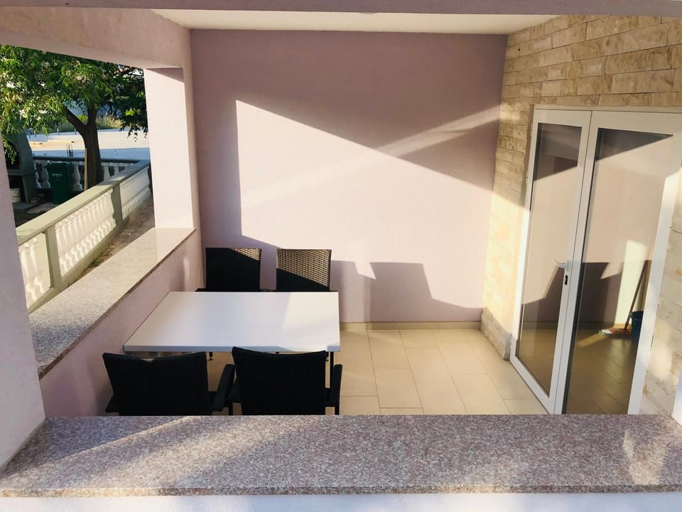 Lavanda Centar Vir Apartment in Zadar County