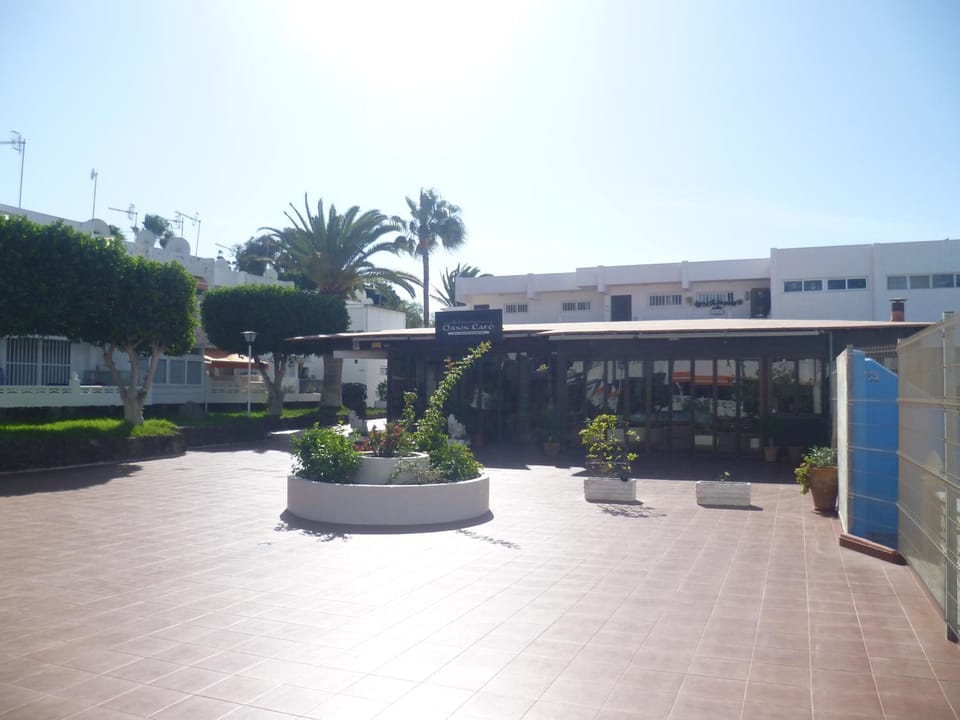 Restaurant/places to eat, On site