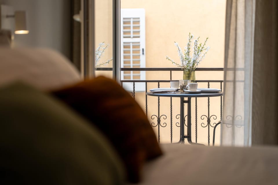 Property building, View (from property/room), Balcony/Terrace, Seating area