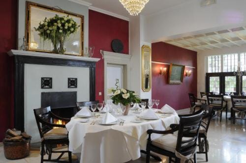Restaurant/places to eat, Restaurant/places to eat