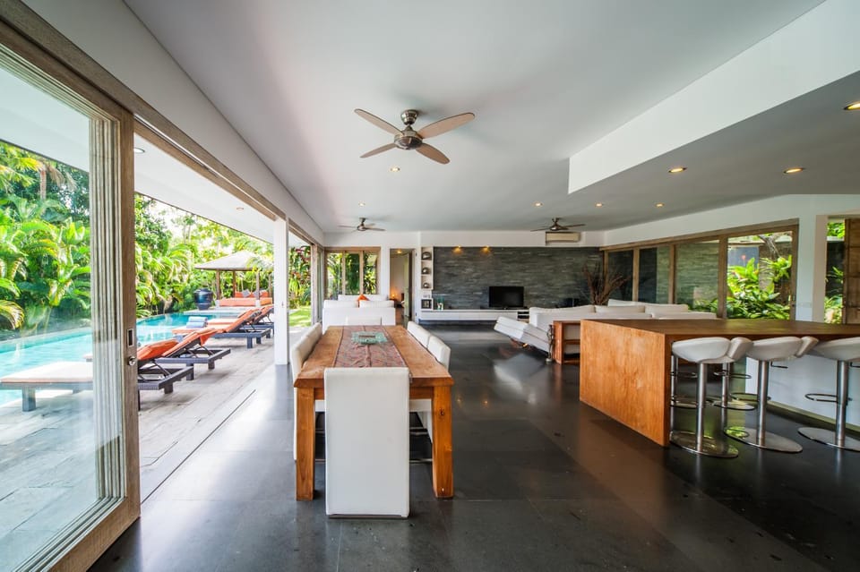 Living room, Seating area, Dining area, Pool view, Swimming pool