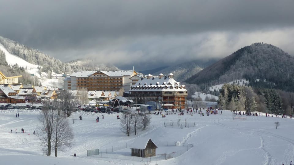 Neighbourhood, Winter