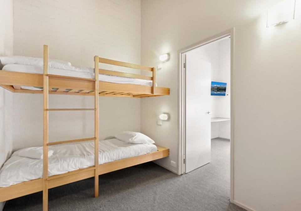bunk bed
