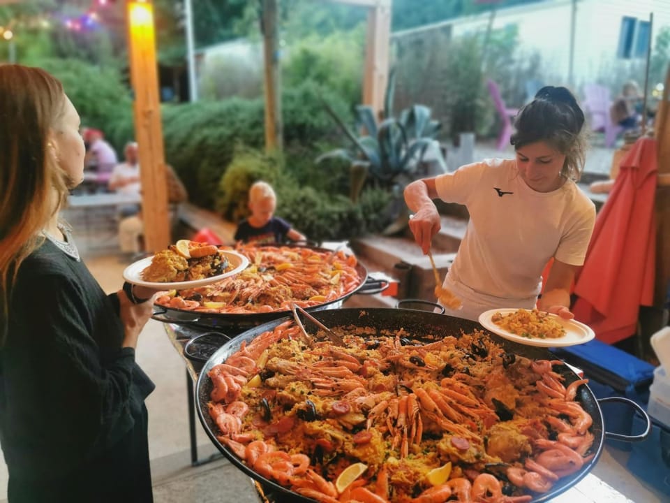 Restaurant/places to eat