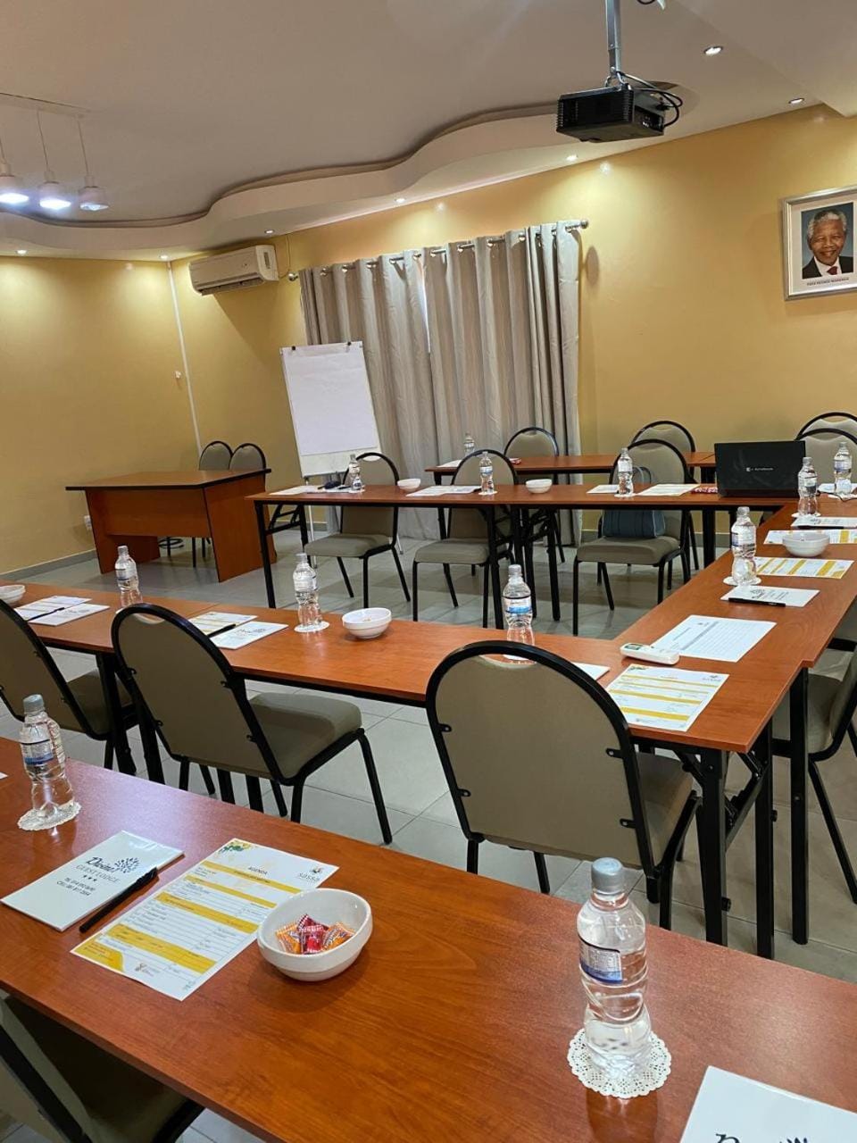 Meeting/conference room