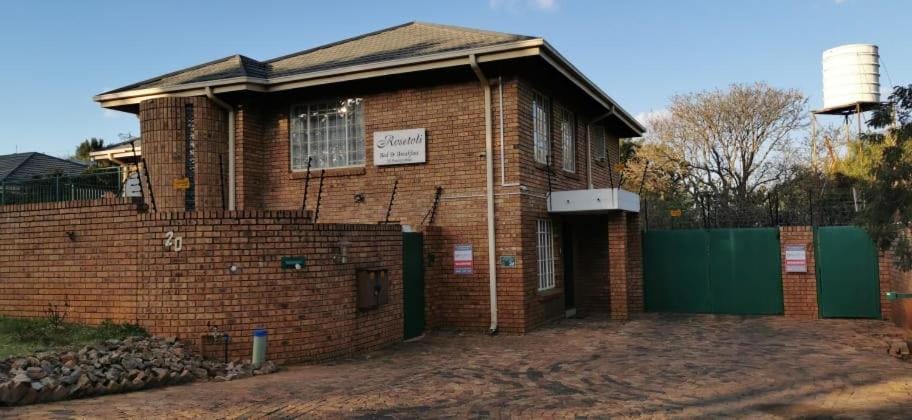 Rosetoli Bed and Breakfast in Pretoria