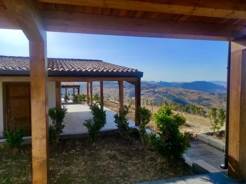 Property building, Day, Garden, Garden view, Mountain view, Mountain view