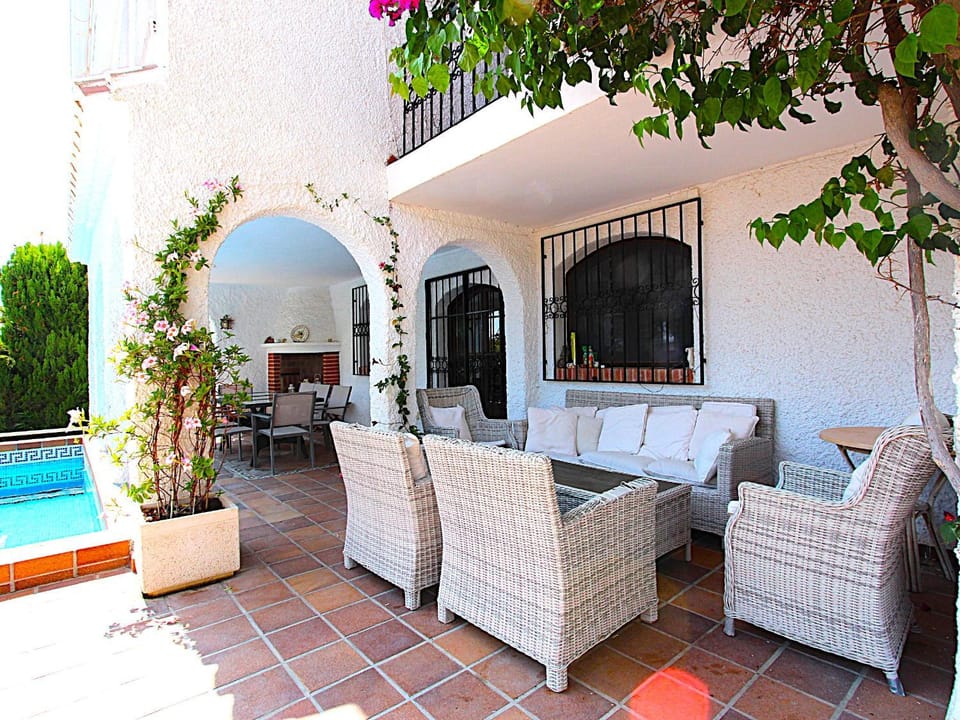 Property building, Patio, Day, Garden, View (from property/room), Balcony/Terrace, Seating area, Dining area, Pool view, Swimming pool, sunbed