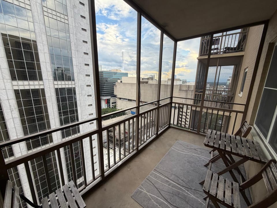 Downtown 1 Bedroom Apt 20L Apartment in Atlanta