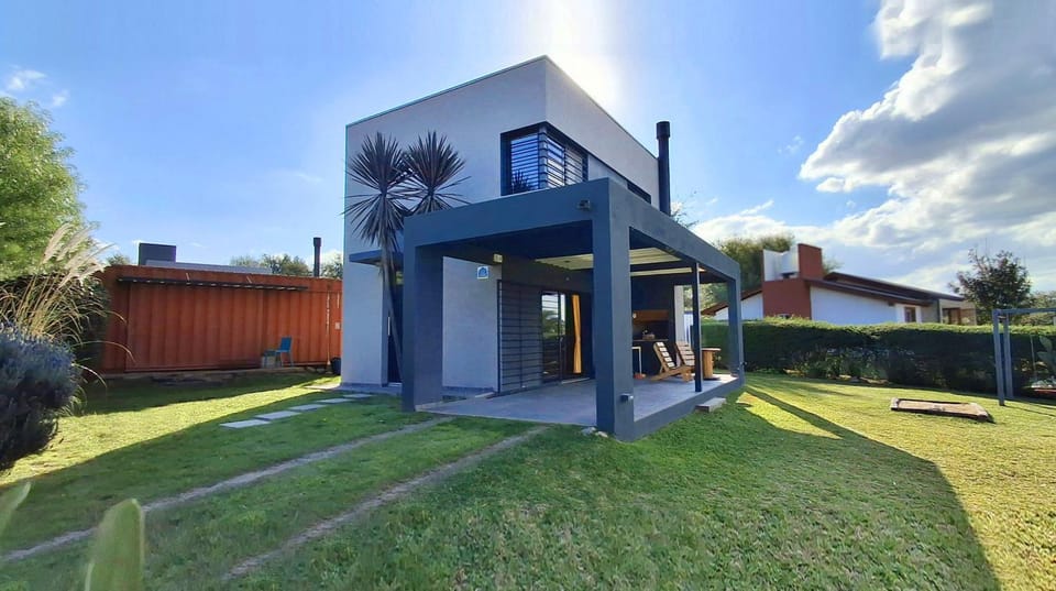 Property building, Spring, Garden, Garden view