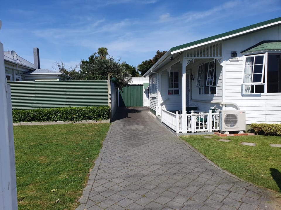 Property building, Garden