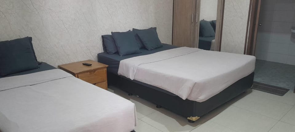 Nuka Beach Inn Hostel in Kuta
