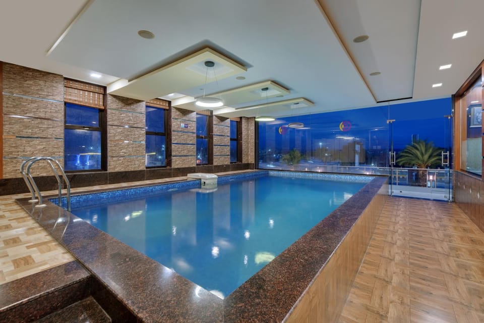 Swimming pool