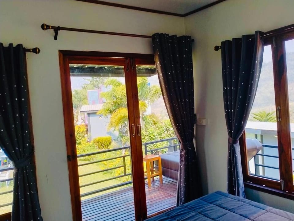 Thanorm Rak Resort Resort in Laos