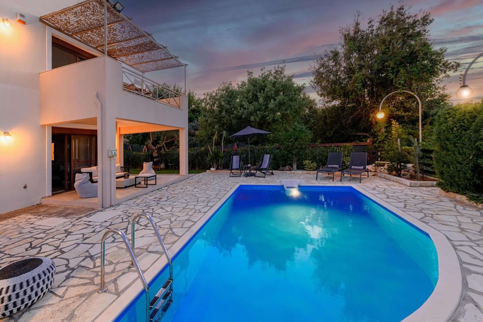 Night, Garden, Garden view, Pool view, Swimming pool
