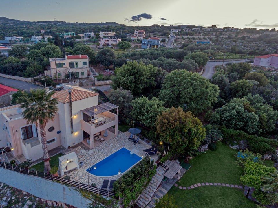 Bird's eye view, View (from property/room), Balcony/Terrace, Pool view, Swimming pool