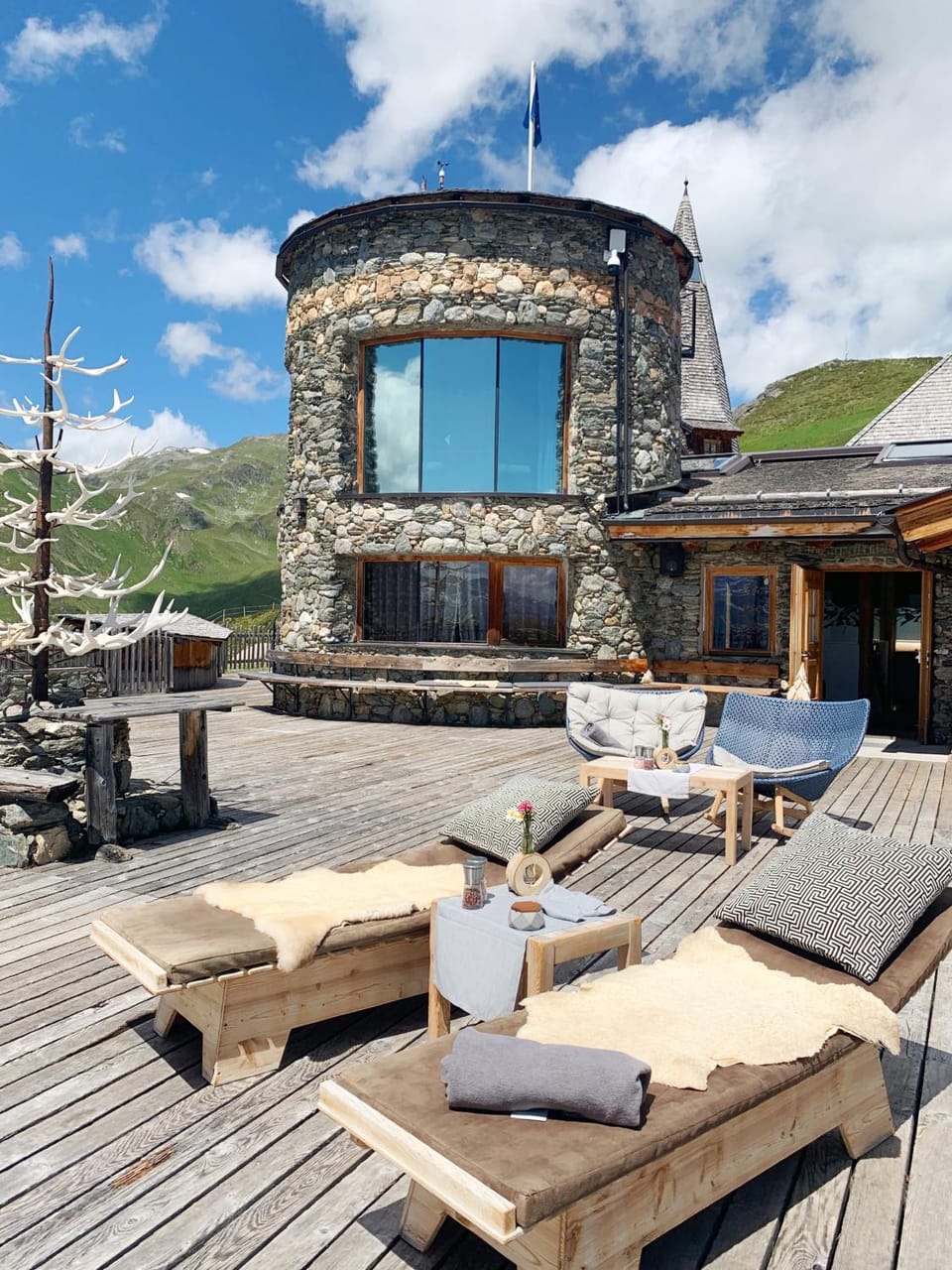 Property building, Natural landscape, View (from property/room), Mountain view