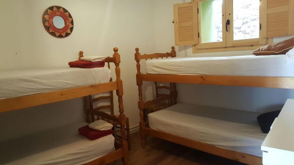Photo of the whole room, bunk bed