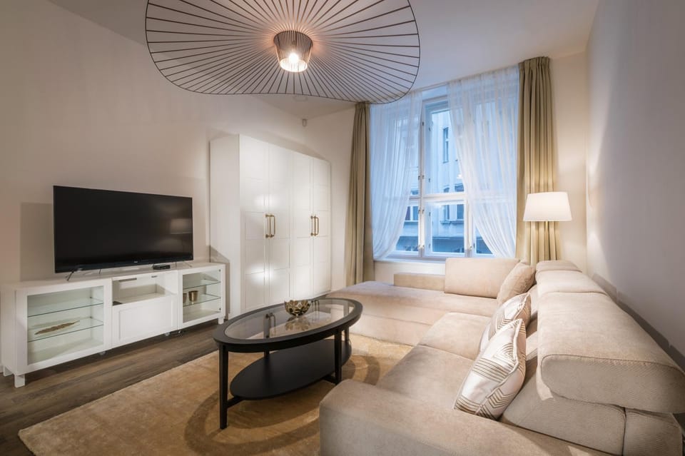 Off site, TV and multimedia, Living room, Photo of the whole room, Seating area