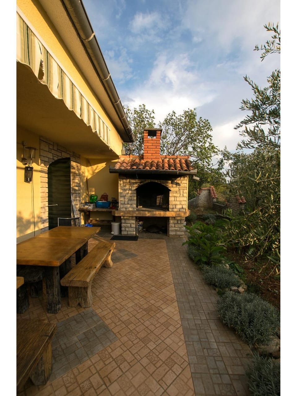 BBQ facilities, Balcony/Terrace