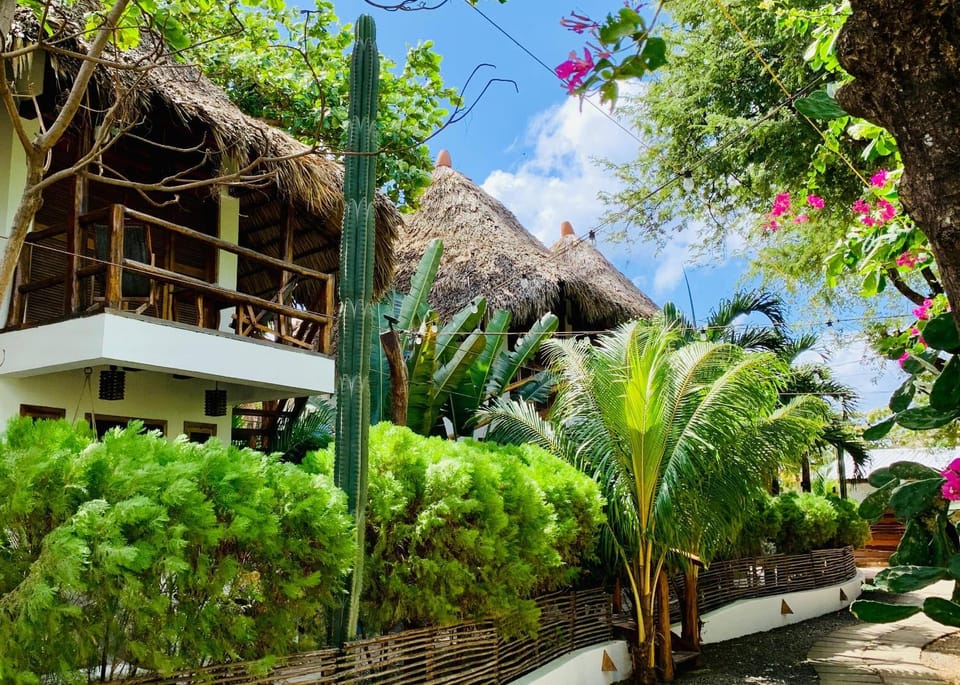 Property building, Day, Natural landscape, Garden, Garden view