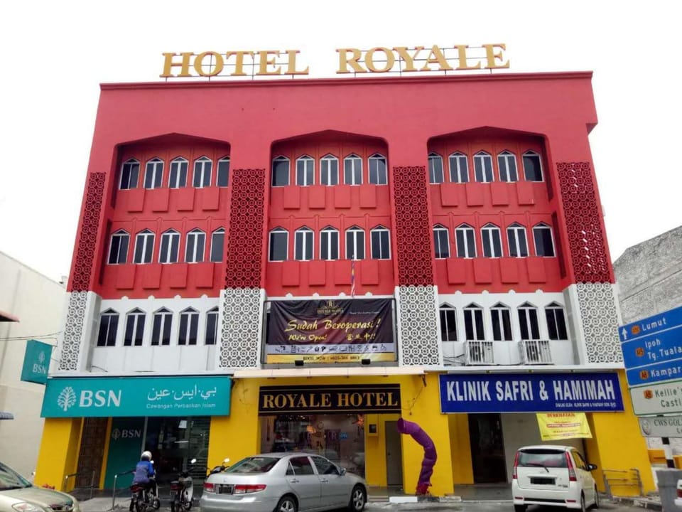 Facade/entrance