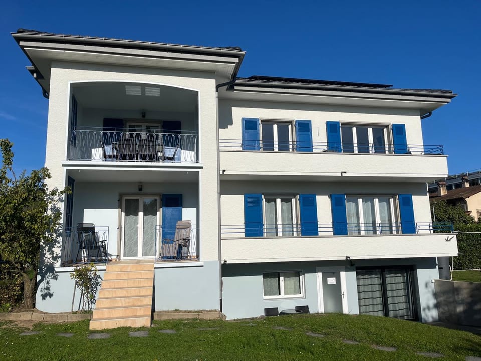 Property building, Facade/entrance