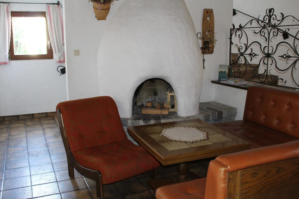 Communal lounge/ TV room, Lobby or reception, Area and facilities