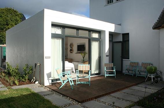 Patio, Facade/entrance