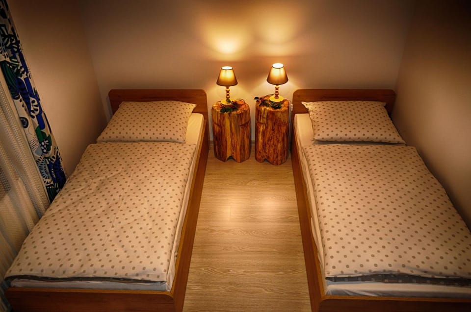 Bed, Other, Photo of the whole room, Bedroom