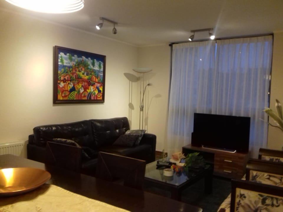 Communal lounge/ TV room