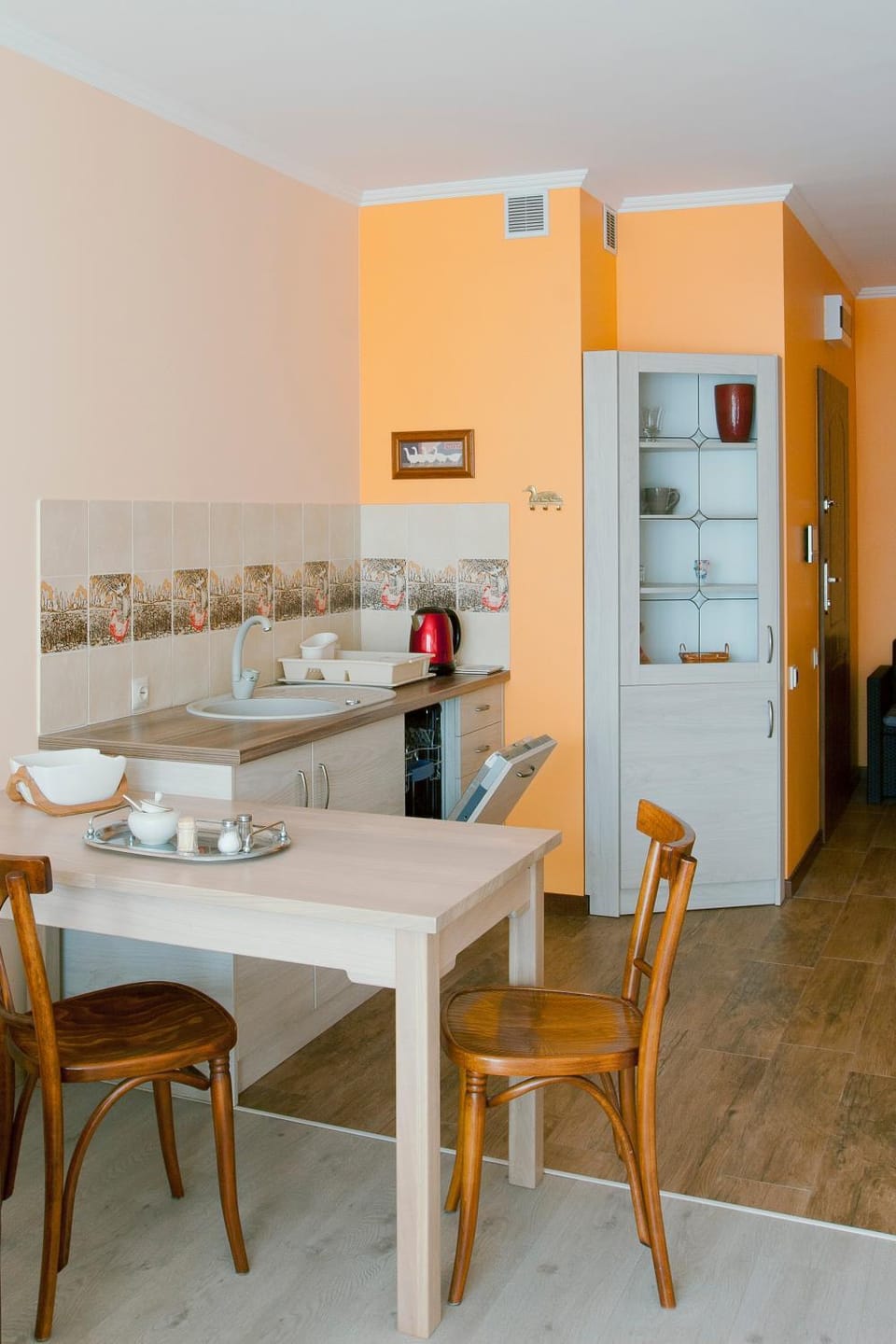 Kitchen or kitchenette