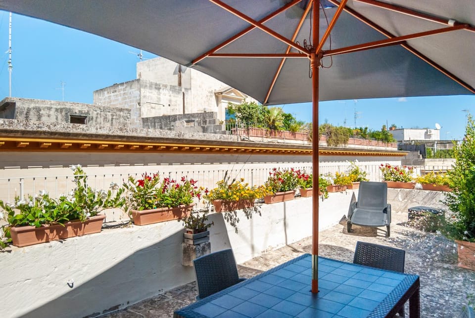 Balcony/Terrace, Dining area