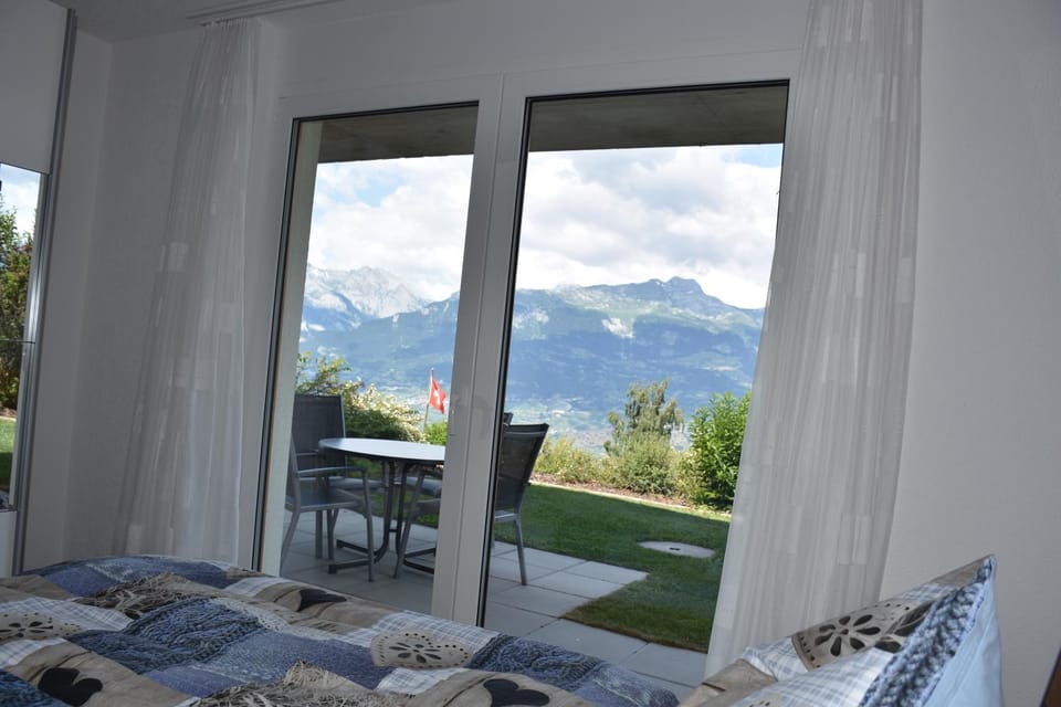 View (from property/room), Mountain view