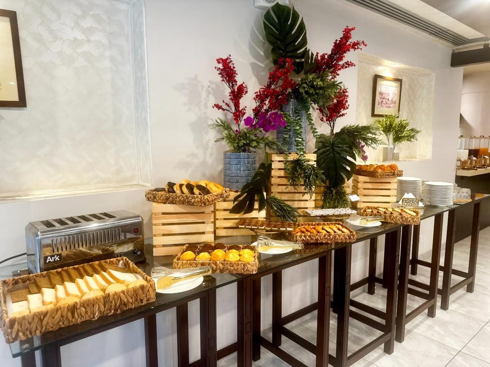 Buffet breakfast